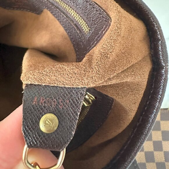 Louis Vuitton Damier Ebene Marais Bucket Bag w/ Pouch - Picture 3 of 5